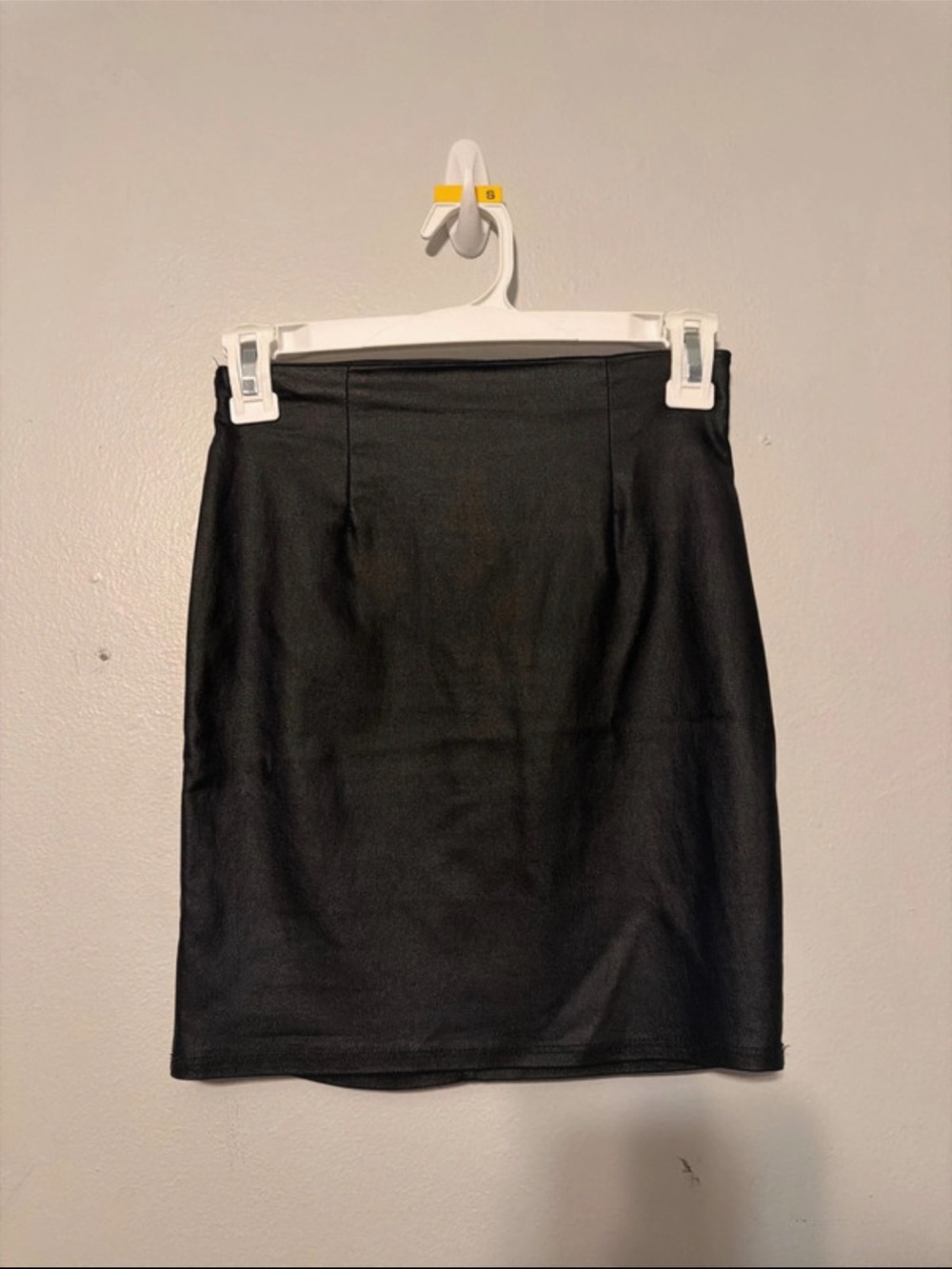 Windsor Black Stretch Pencil Skirt